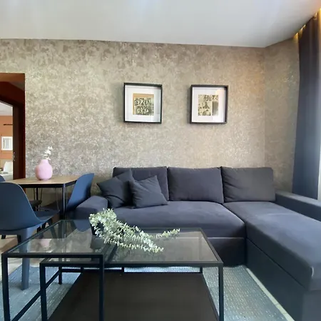 Apartamento High-speed Wifi In Stylish New